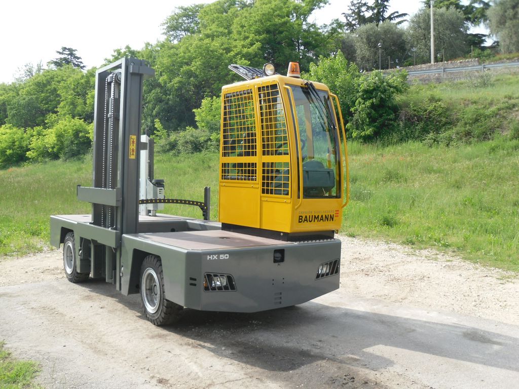 Baumann 7 ton Electric side loader