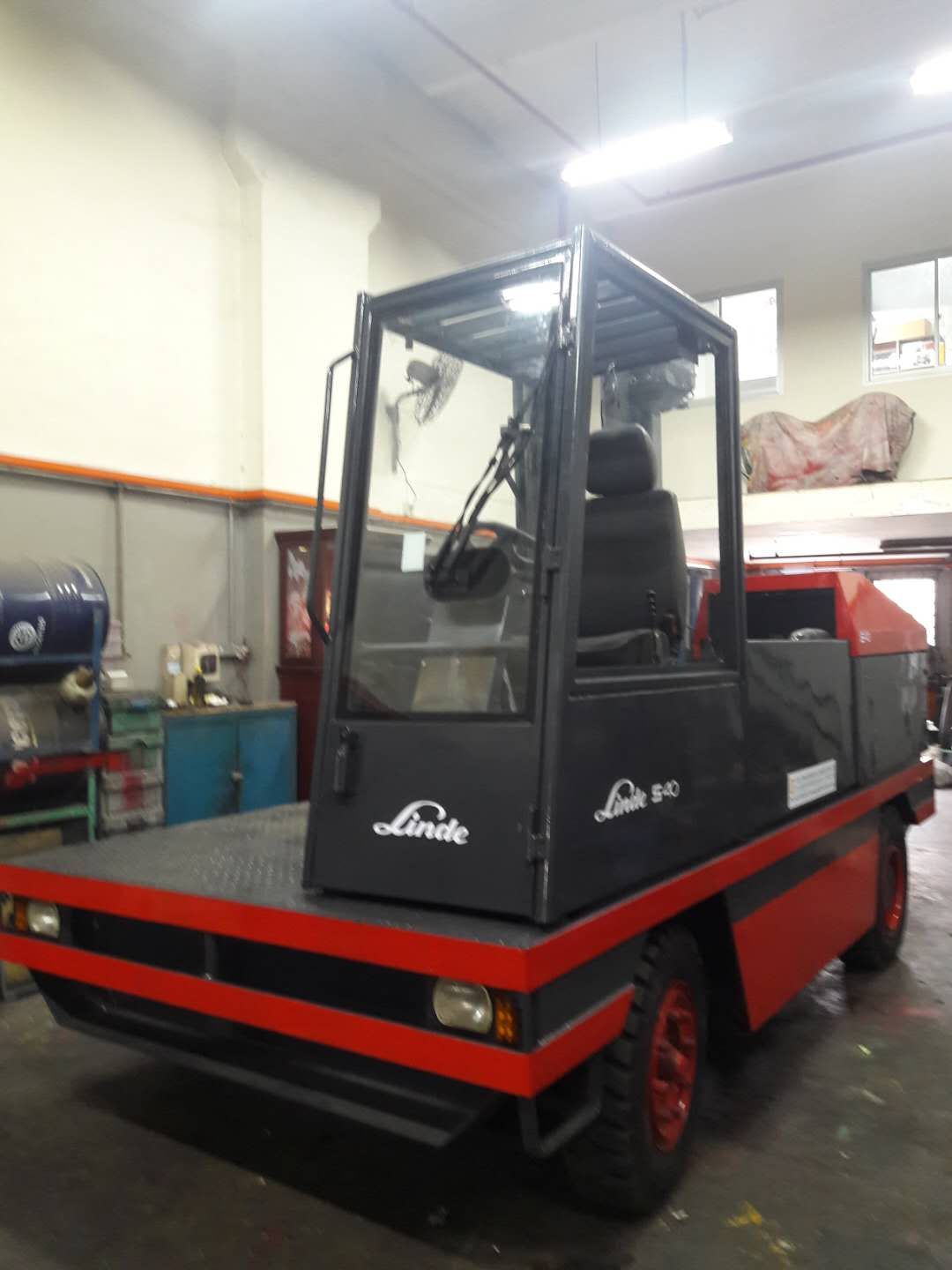 Linde S40 Side Loader