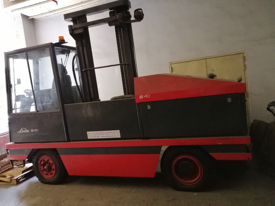 Linde S40 Side Loader