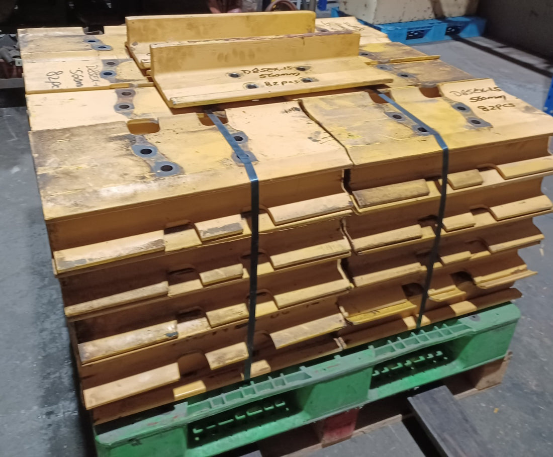Brand New Genuine Komatsu D85EX-15 Track Shoes (per pc price)
