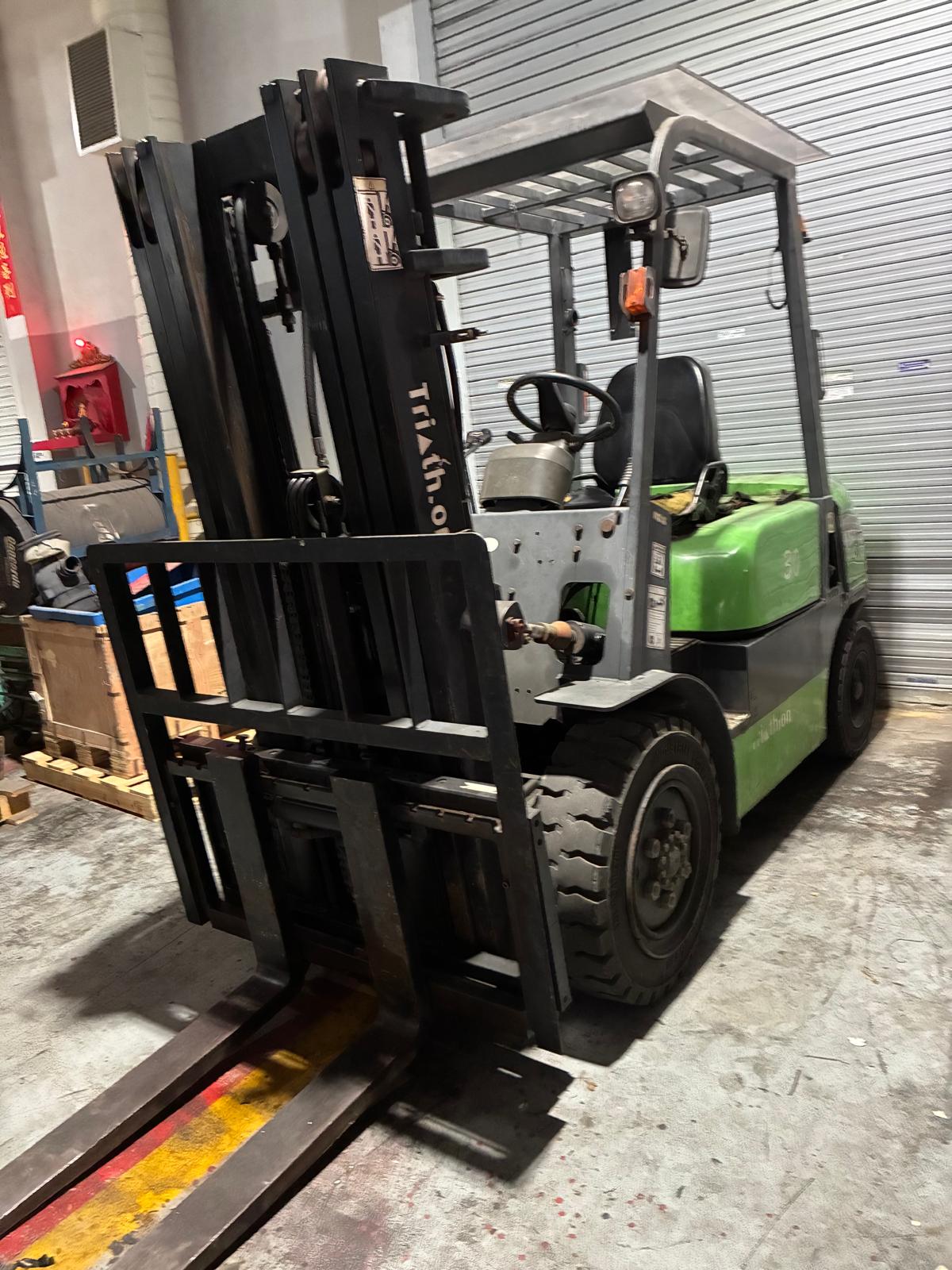 Triathlon 3 Ton Industrial Forklift