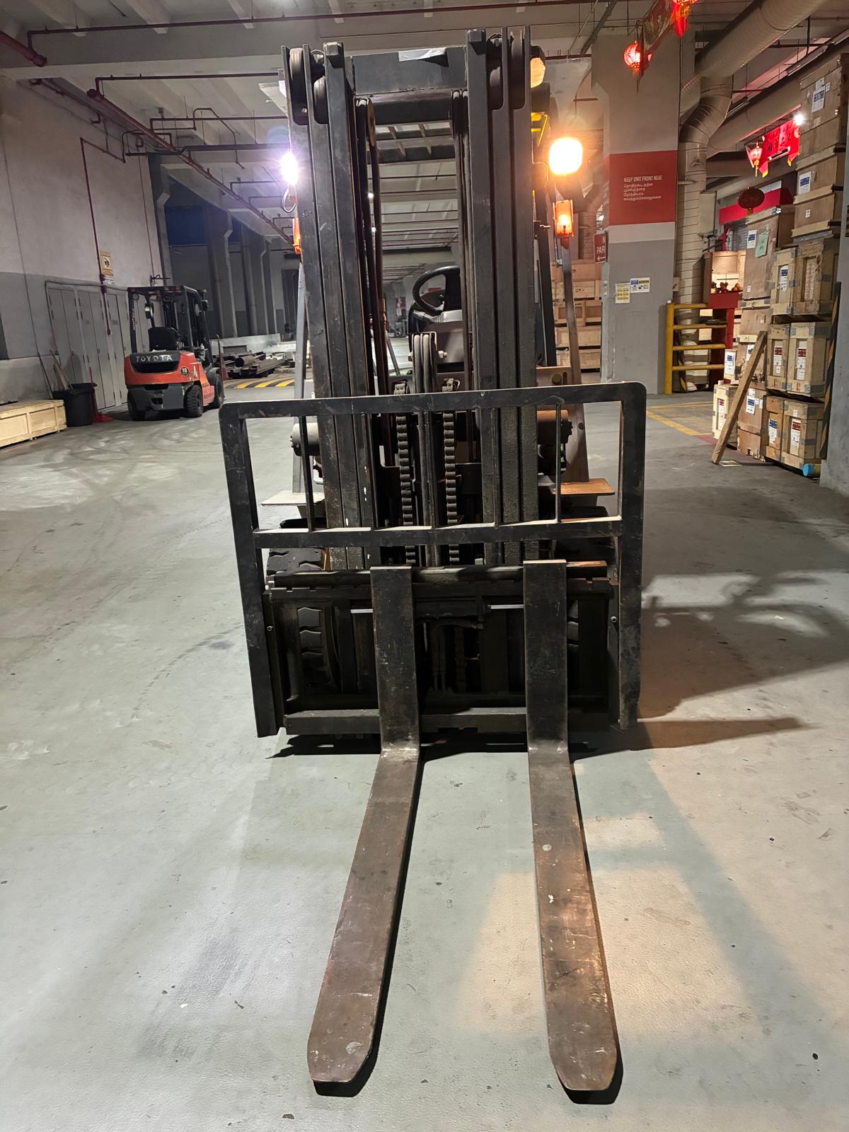 Triathlon 3 Ton Industrial Forklift