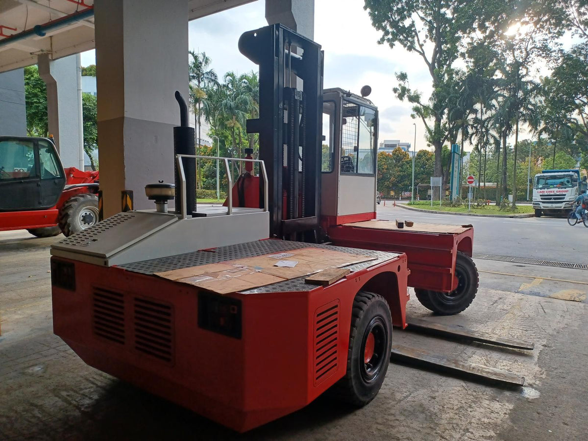 Fantuzzi SF60U Side Loader Forklift
